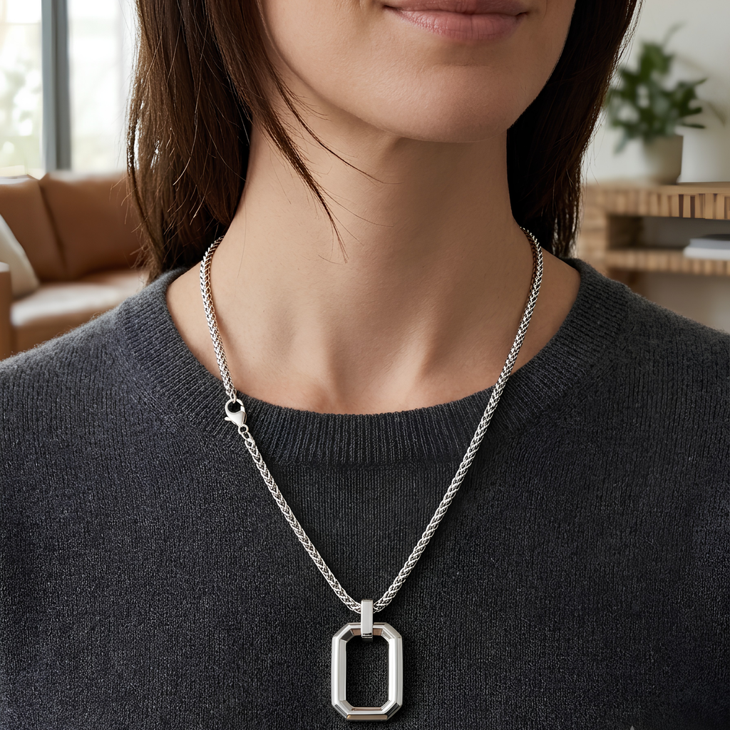 Apex Frame Necklace