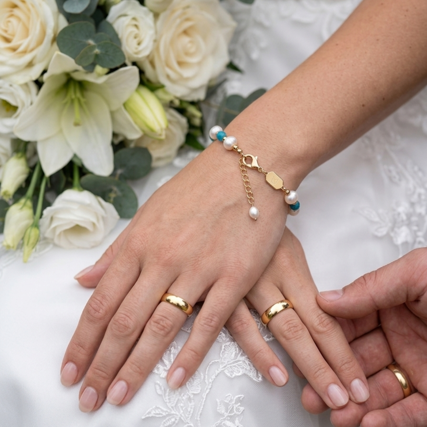 Luxe Pearl & Aqua Bead Bracelet